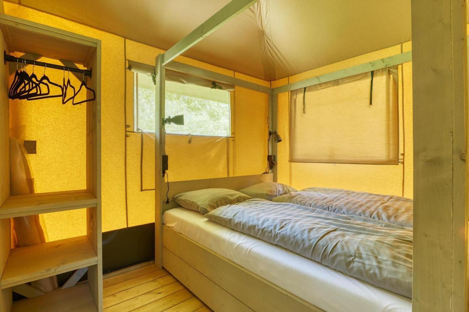 Glamping Lodge With Eco-Wellness Zeewolde Luaran gambar