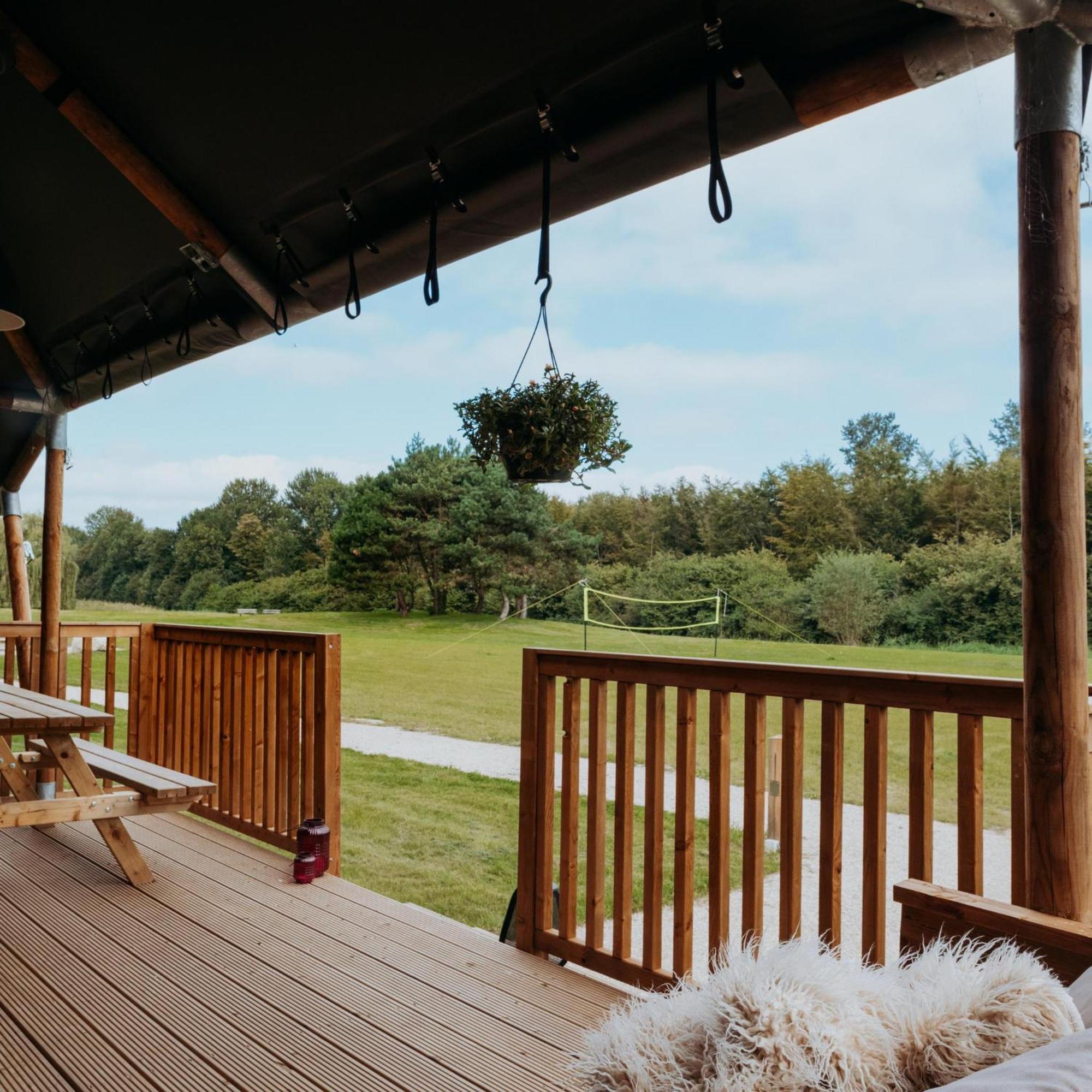Glamping Lodge With Eco-Wellness Zeewolde Luaran gambar